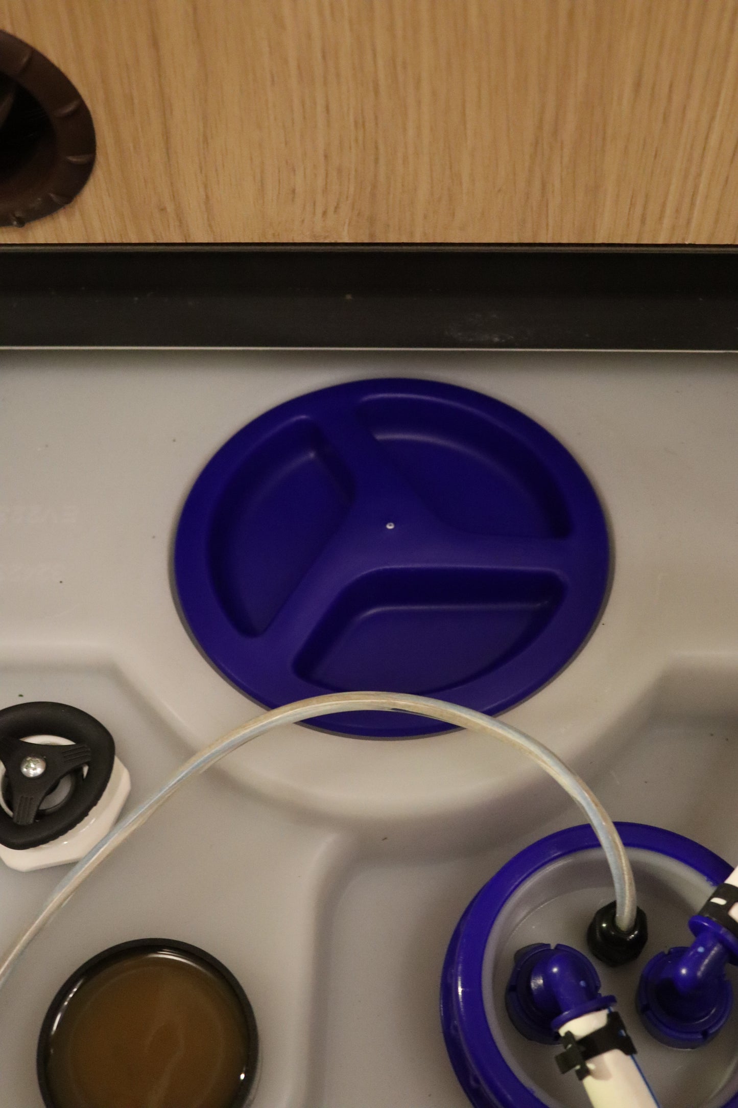 Hymer watertank deksel