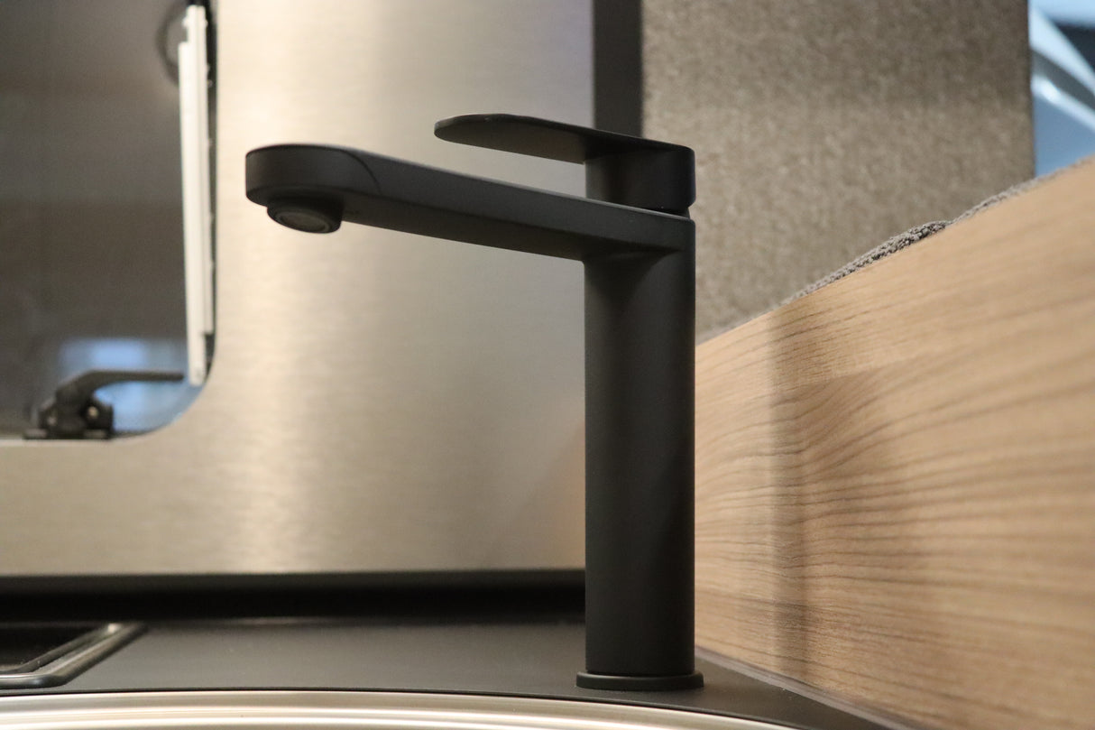 Hymer Mengkraan Keuken - Matzwart