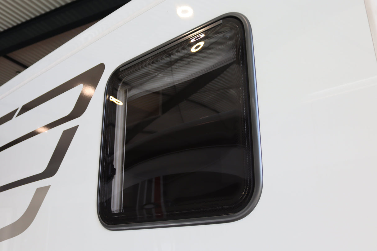 Hymer BMC-I 600 Bedraam